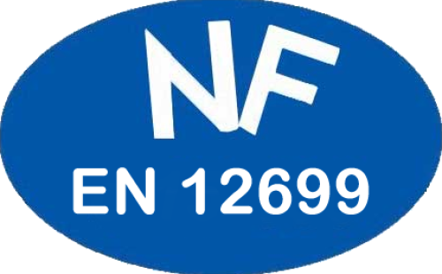 La norme NF EN 12699 spécifie les principes généraux pour l'exécution des pieux refoulés, c'est-à-dire des pieux mis en place dans le sol sans excavation ou enlèvement de matériau.